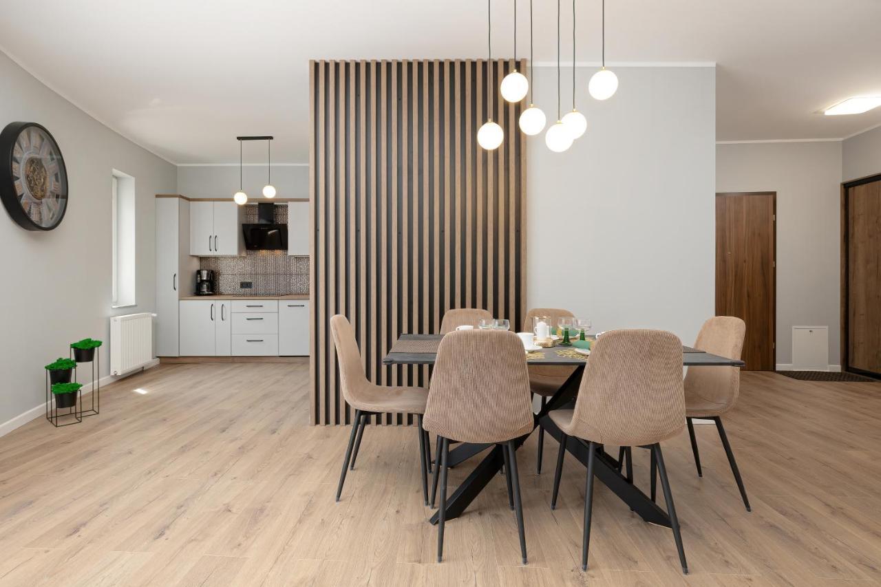 Karat Apartment โปเบียโรโว ภายนอก รูปภาพ