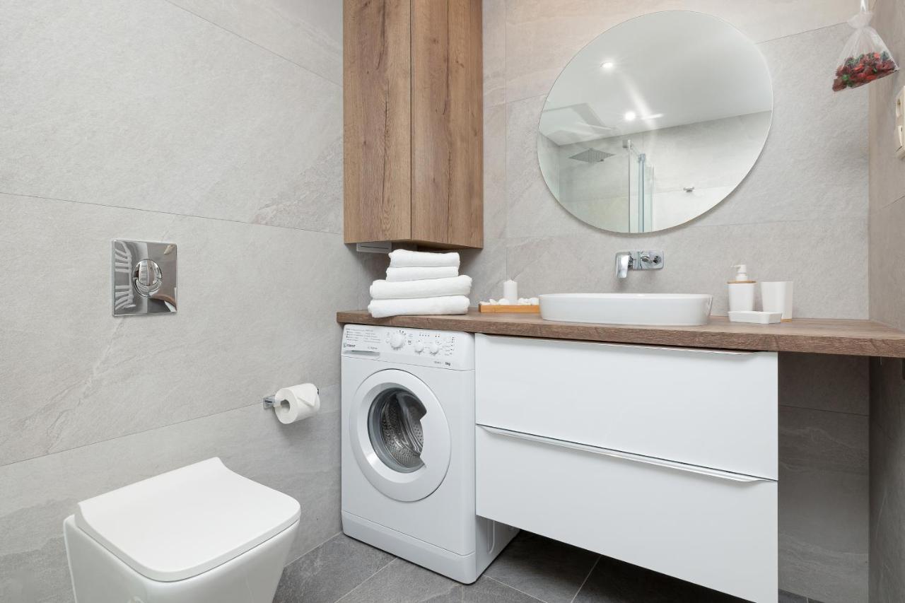 Karat Apartment โปเบียโรโว ภายนอก รูปภาพ