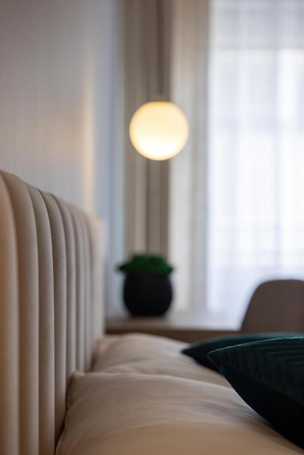 Karat Apartment โปเบียโรโว ภายนอก รูปภาพ