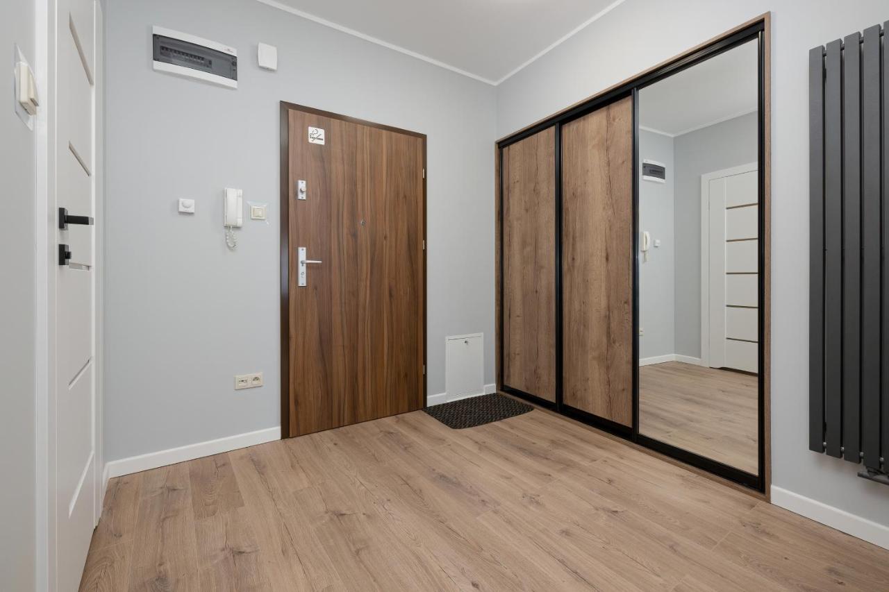 Karat Apartment โปเบียโรโว ภายนอก รูปภาพ